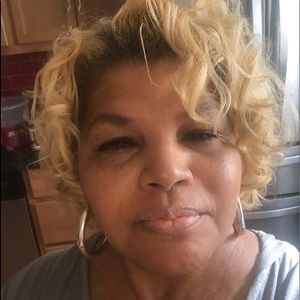 Meet your Posher, Faith